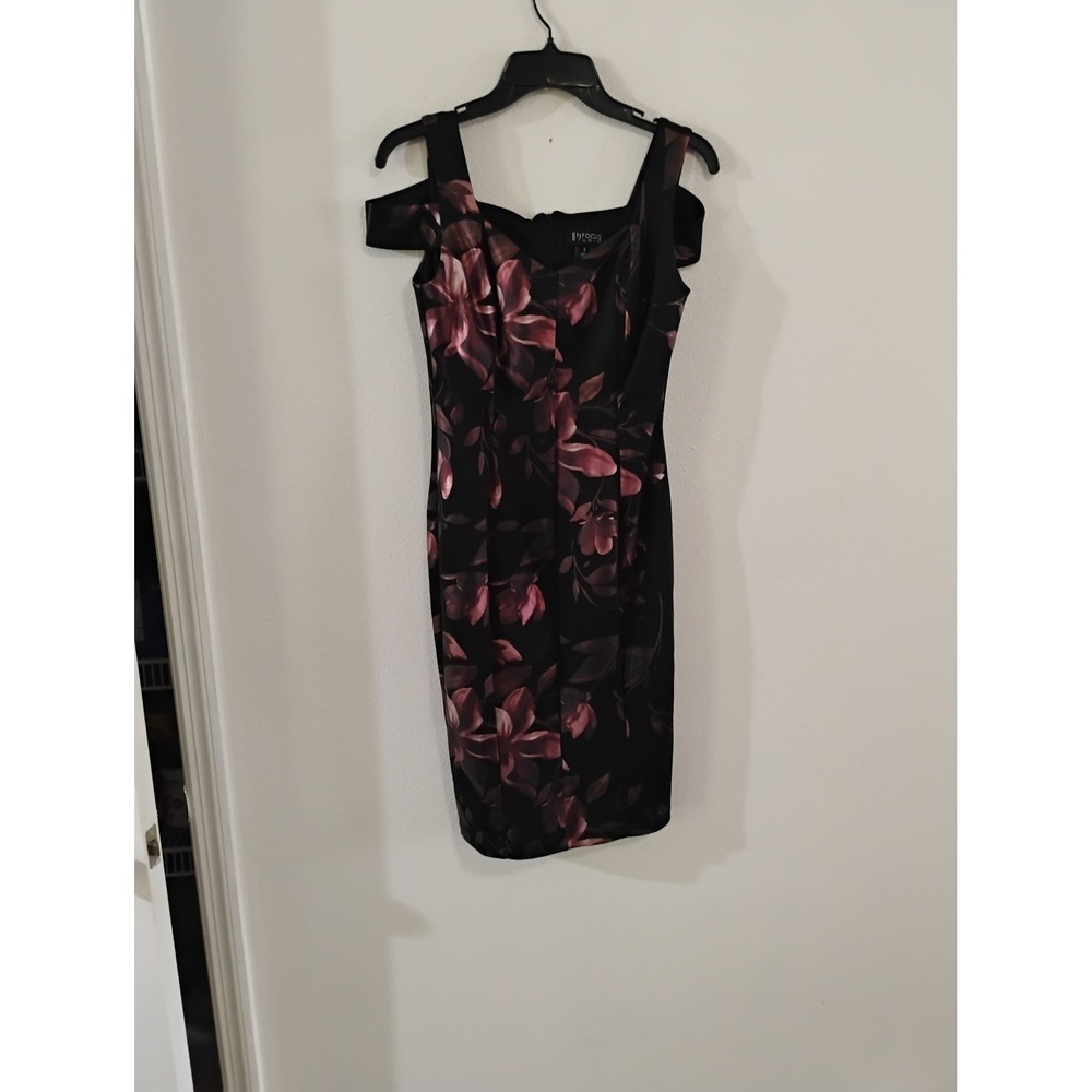 Enfocus Studio Black Floral Cold Shoulder Sheath Cocktail Dress Size 4